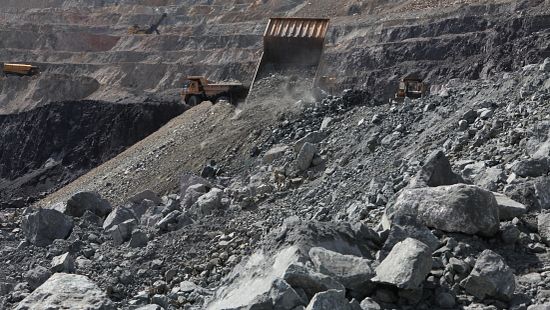 Mining site with dust